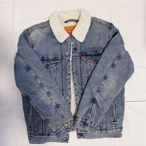 Levi's Ex-Boyfriend Sherpa Trucker Jacket Size S